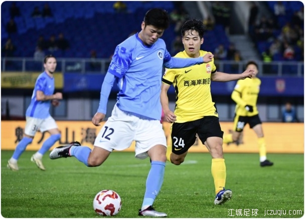 内尔松卢斯两度中柱 青岛西海岸0-0深圳新鹏城 